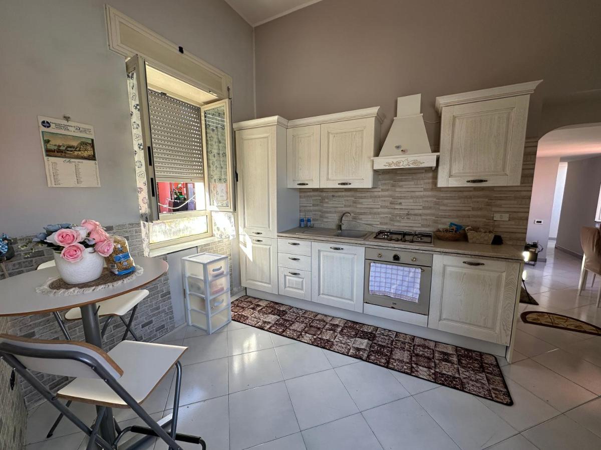 Scugnizzella Holiday House Apartment Naples Exterior photo