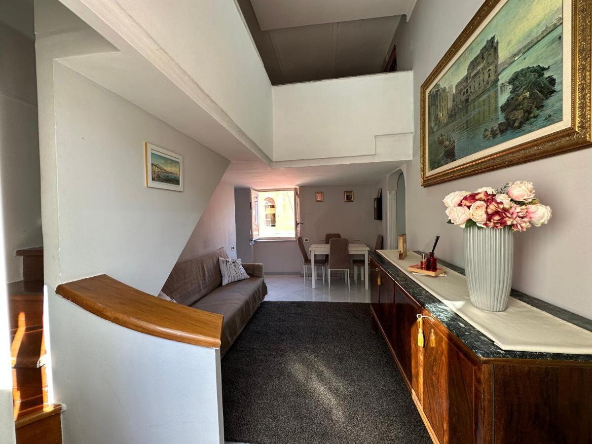 Scugnizzella Holiday House Apartment Naples Exterior photo