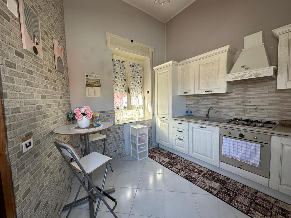 Scugnizzella Holiday House Apartment Naples Exterior photo