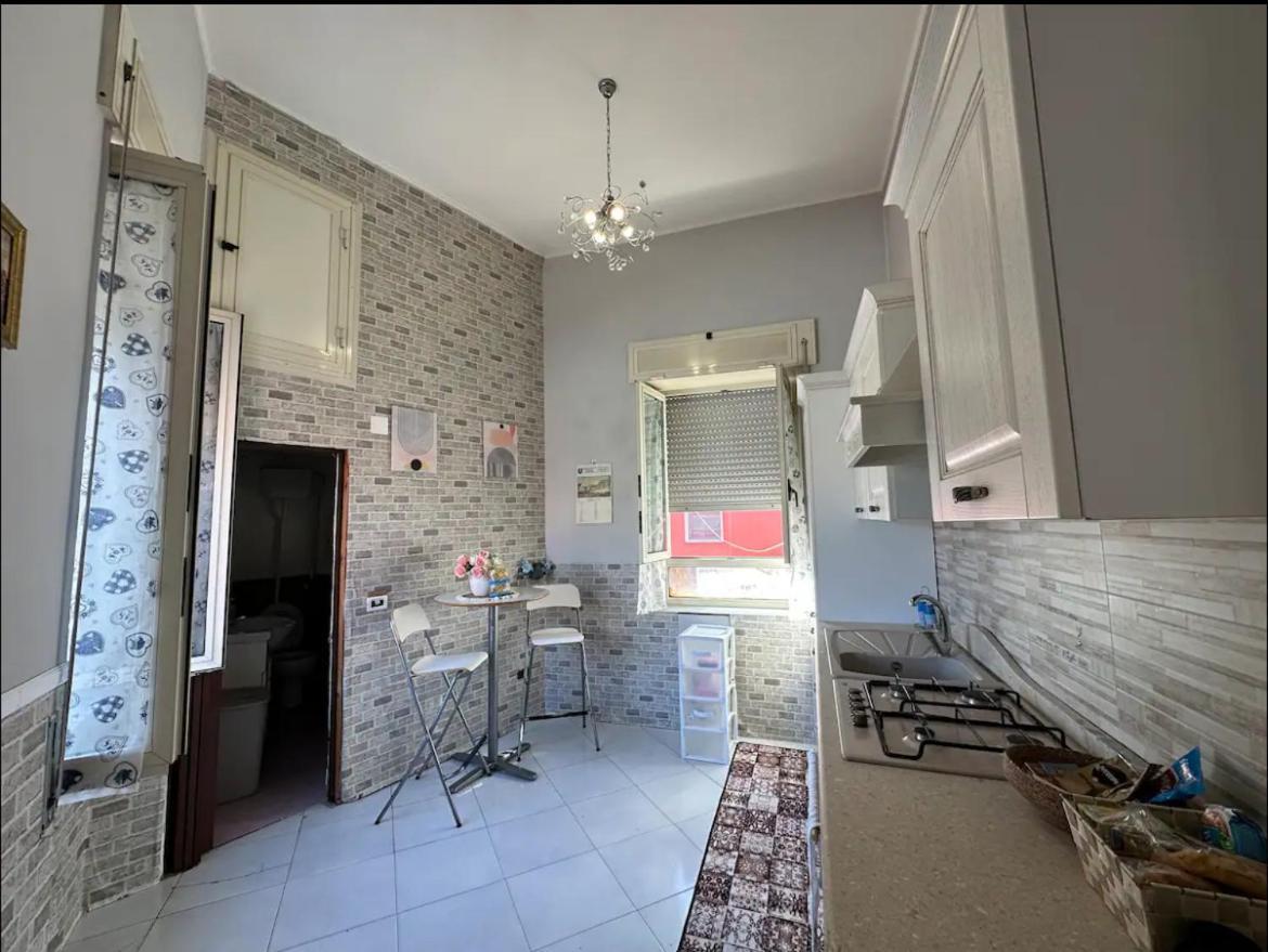 Scugnizzella Holiday House Apartment Naples Exterior photo
